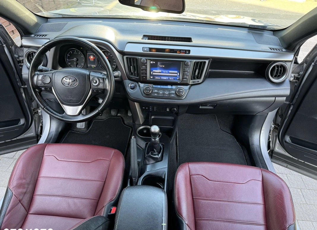 Toyota RAV4 cena 92900 przebieg: 150200, rok produkcji 2018 z Sieradz małe 407